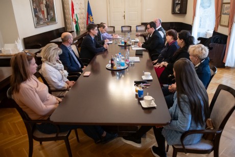 Polgármesteri találkozó a nemzetiségi önkormányzatok vezetőivel